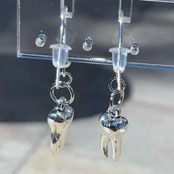 SIMPLE SILVER TOOTH FAIRY DROP EARRINGS - Picture 7 of 8